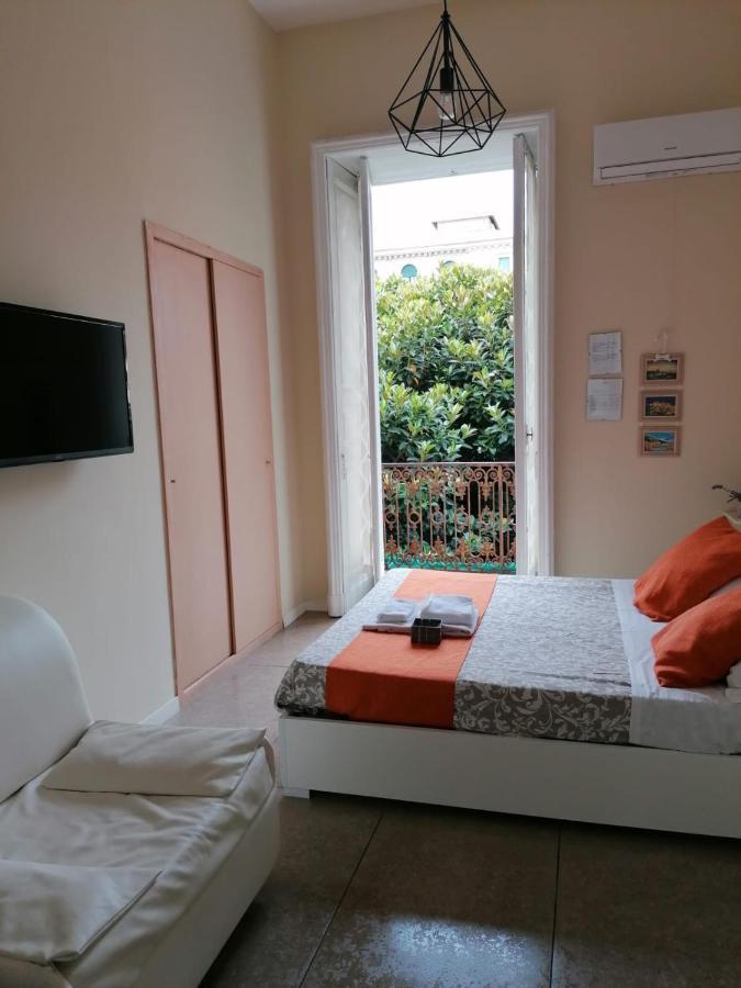 Amedeo Square Bed & Breakfast Napoli Exterior foto