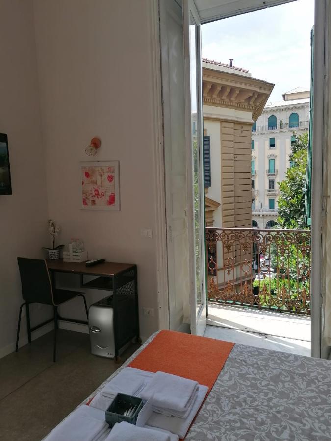 Amedeo Square Bed & Breakfast Napoli Exterior foto