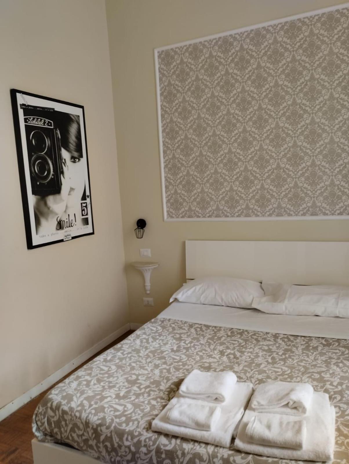 Amedeo Square Bed & Breakfast Napoli Exterior foto