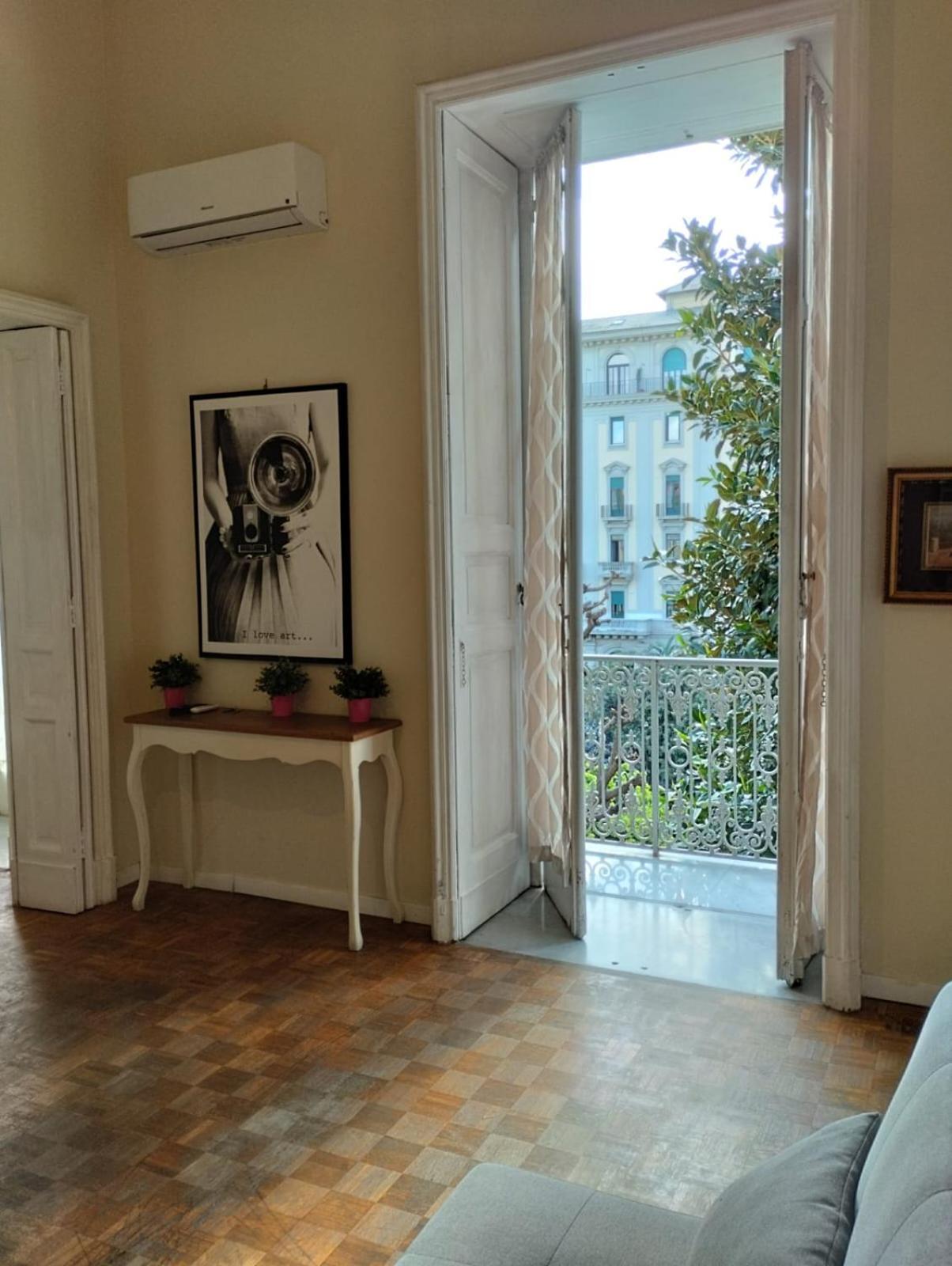 Amedeo Square Bed & Breakfast Napoli Exterior foto