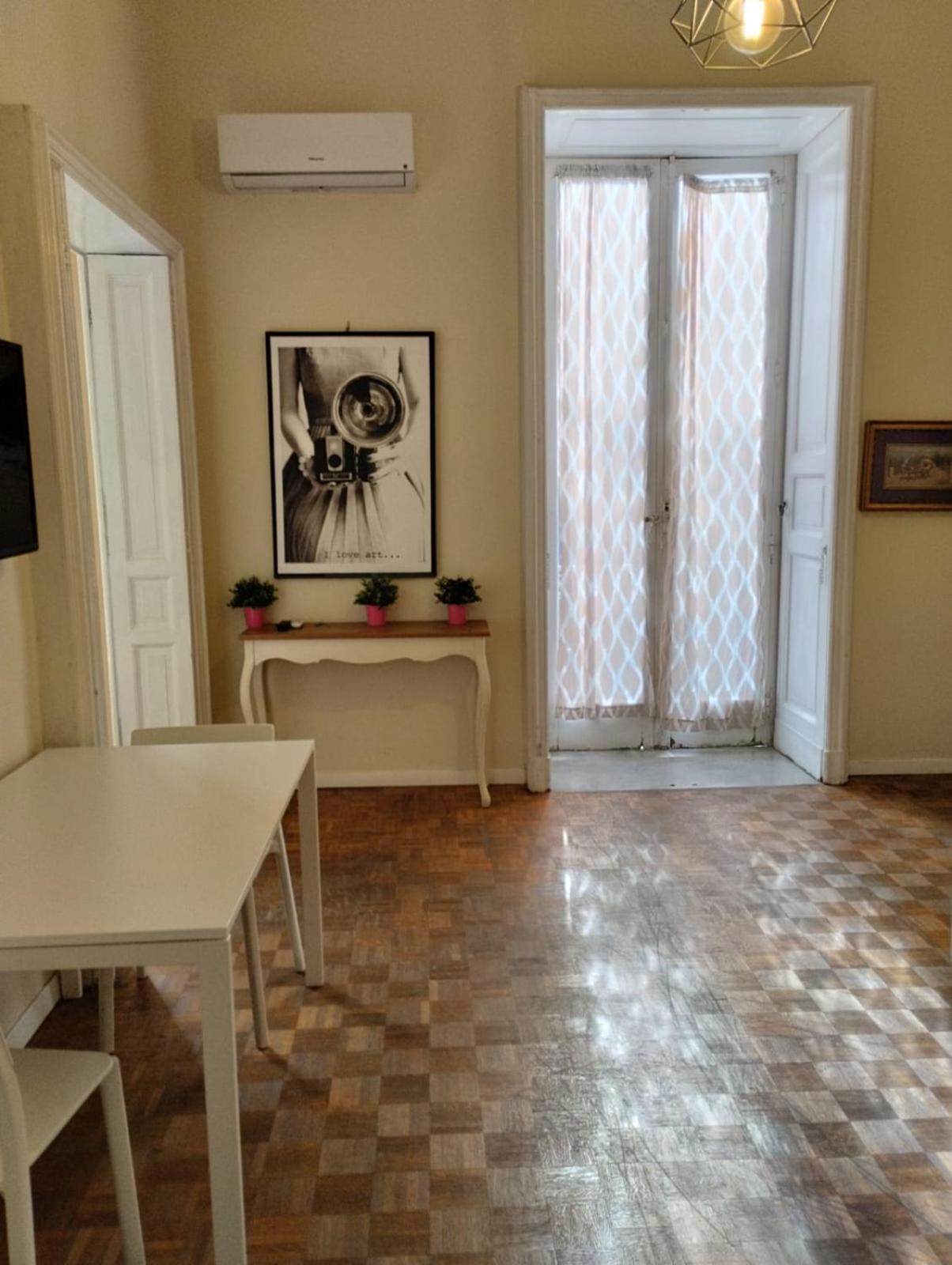 Amedeo Square Bed & Breakfast Napoli Exterior foto