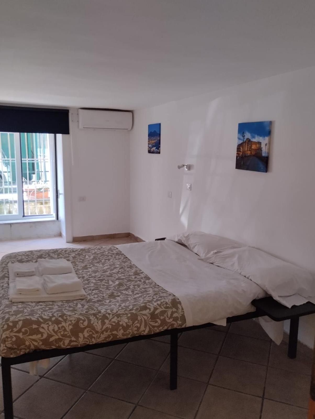 Amedeo Square Bed & Breakfast Napoli Exterior foto